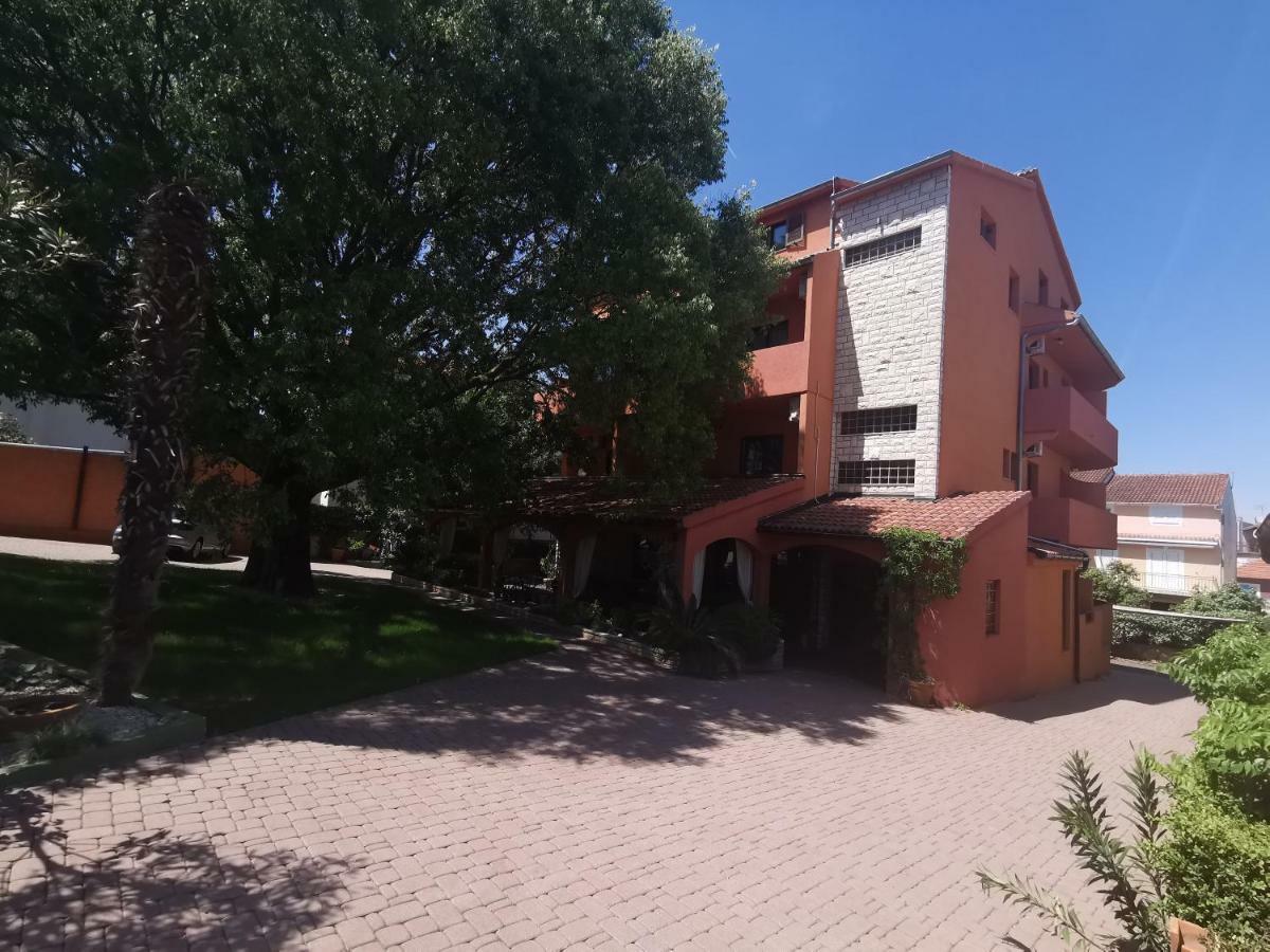 ביוגראד נה מורו Villa Maimare מראה חיצוני תמונה