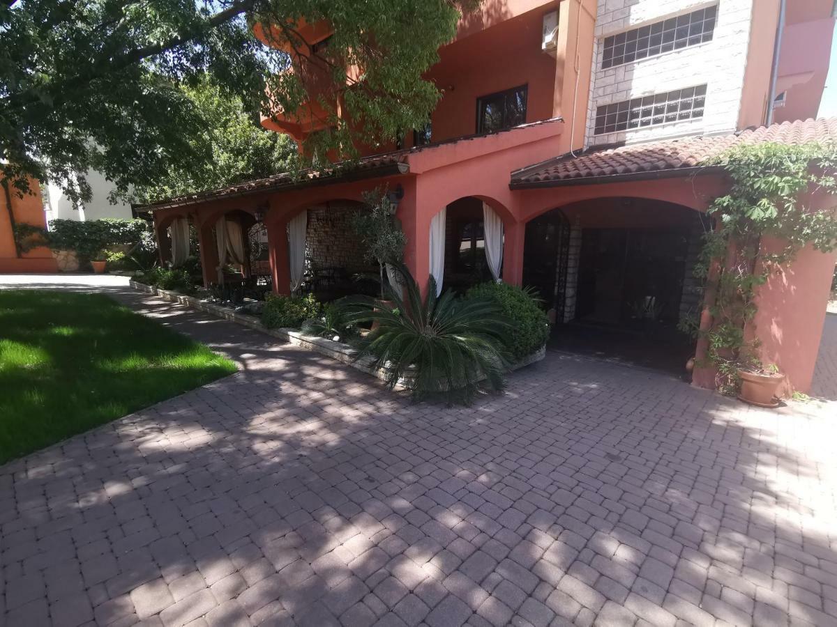 ביוגראד נה מורו Villa Maimare מראה חיצוני תמונה